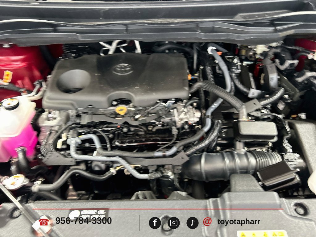 Used 2025 Toyota Sienna LE FWD image 33