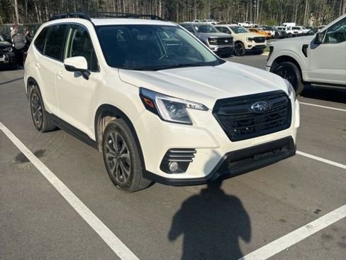 Used 2023 Subaru Forester Limited w/ Popular Package #2 image 11