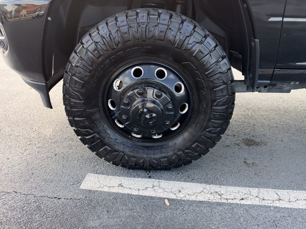 Used 2023 RAM 3500 Laramie w/ Night Edition AWD/4WD image 7