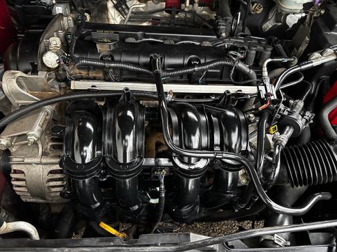 Used 2016 Ford Fiesta SE image 19