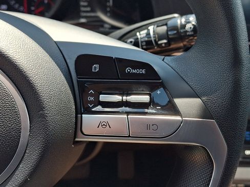 Certified 2023 Hyundai Elantra SEL FWD image 21