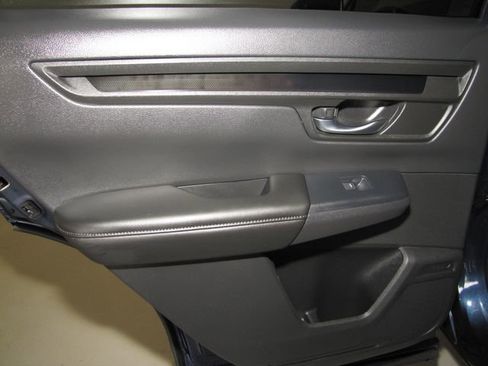 Certified 2025 Honda CR-V EX image 13