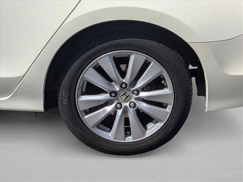 Used 2011 Honda Accord EX-L image 23