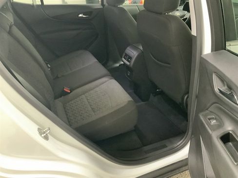Used 2024 Chevrolet Equinox LT image 20
