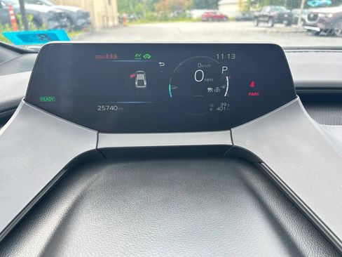 Used 2024 Toyota Prius Prime FWD image 12