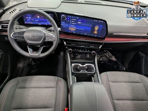 Used 2024 Chevrolet Traverse Z71 image 23