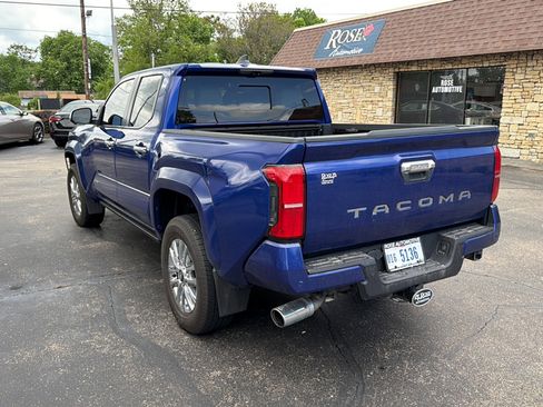 Used 2024 Toyota Tacoma Limited w/ Limited Package (LT) AWD/4WD image 4