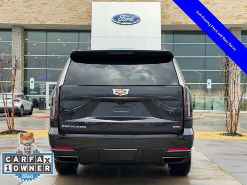 Used 2025 Cadillac Escalade ESV Sport Platinum w/ LPO, Floor Liner Package image 22