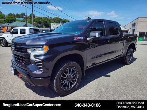 Used 2022 Chevrolet Silverado 1500 LT Trail Boss w/ LT Trail Boss Premium Package AWD/4WD image 8