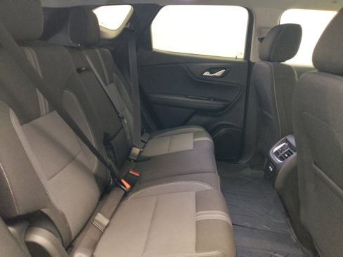 Used 2024 Chevrolet Blazer LT w/ Convenience Package FWD image 19