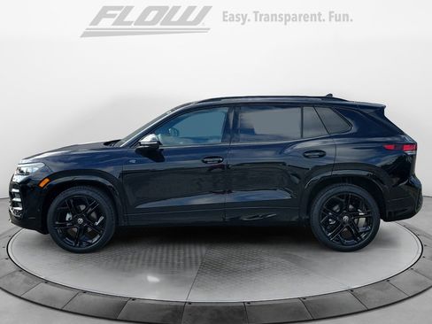 New 2026 Volkswagen Tiguan SE R-Line FWD image 4