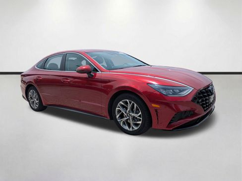Used 2023 Hyundai Sonata SEL w/ Preferred Accessory Package FWD image 2