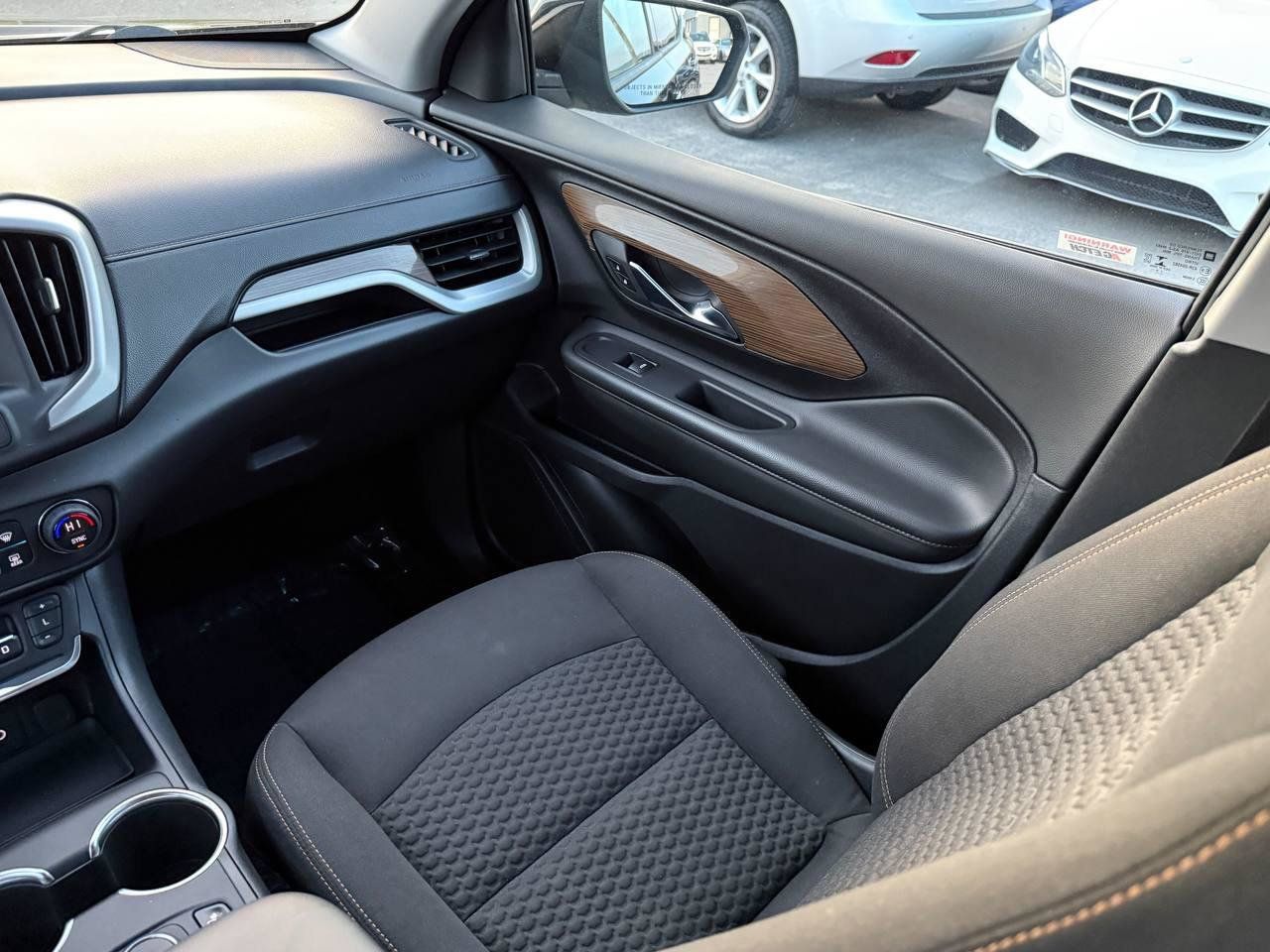 Used 2020 GMC Terrain SLE w/ Driver Convenience Package FWD image 36