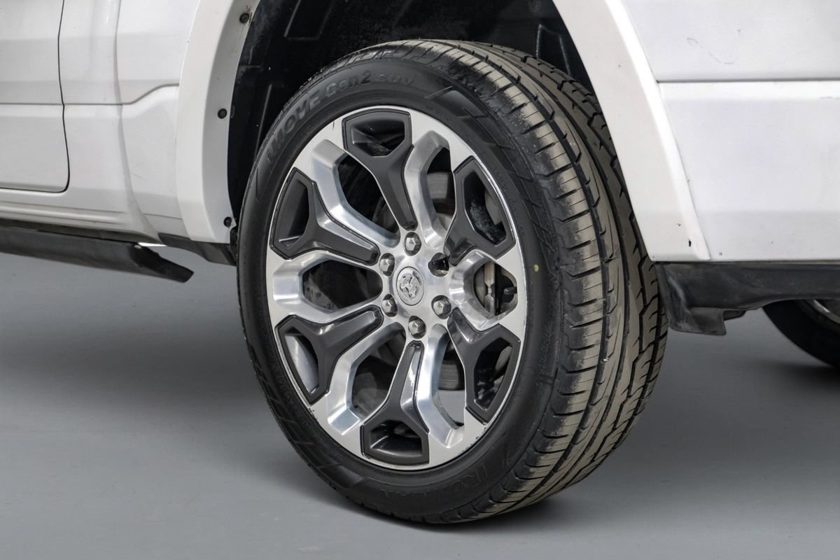 Used 2019 RAM 1500 Limited AWD/4WD image 63