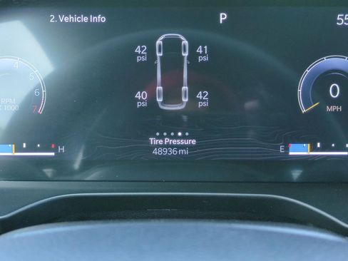 Used 2023 Jeep Grand Cherokee L Laredo image 21