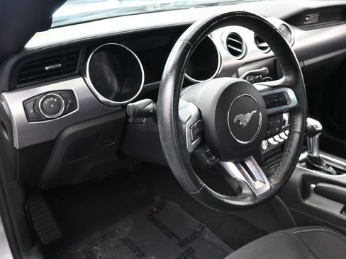 Used 2020 Ford Mustang Coupe w/ Equipment Group 101A RWD image 15