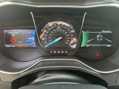 Used 2017 Ford Fusion SE w/ Fusion SE Technology Package AWD/4WD image 34