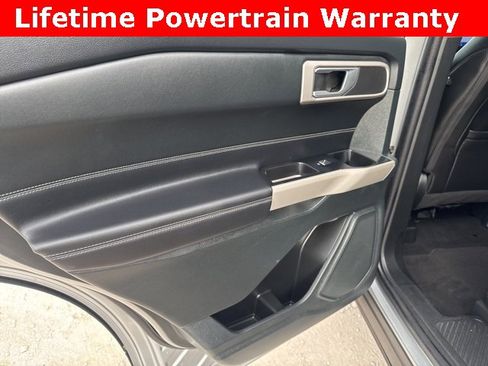 Used 2024 Ford Explorer XLT w/ Equipment Group 202A image 22