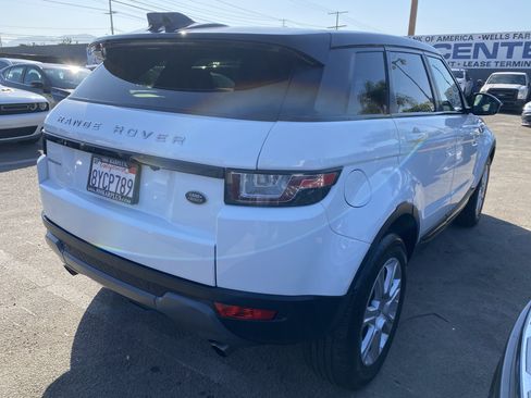 Used 2018 Land Rover Range Rover Evoque SE Premium AWD/4WD image 8