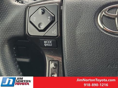 Used 2021 Toyota 4Runner TRD Off-Road Premium image 30