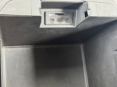 Used 2020 GMC Sierra 1500 Elevation w/ Elevation Value Package image 35