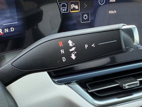 New 2026 Chevrolet Equinox EV LT image 16