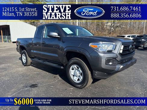 Used 2023 Toyota Tacoma SR image 1
