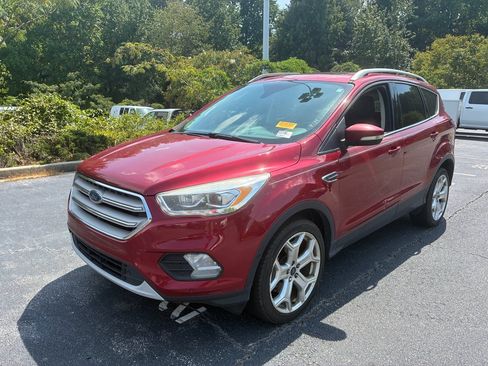Used 2018 Ford Escape Titanium FWD image 2