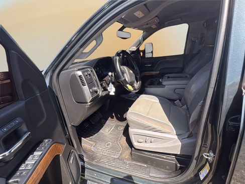Used 2018 Chevrolet Silverado 2500 LTZ w/ Duramax Plus Package RWD image 22