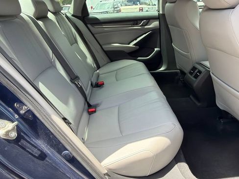 Used 2019 Honda Accord Touring image 15