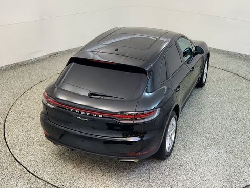 Used 2021 Porsche Macan AWD/4WD image 15