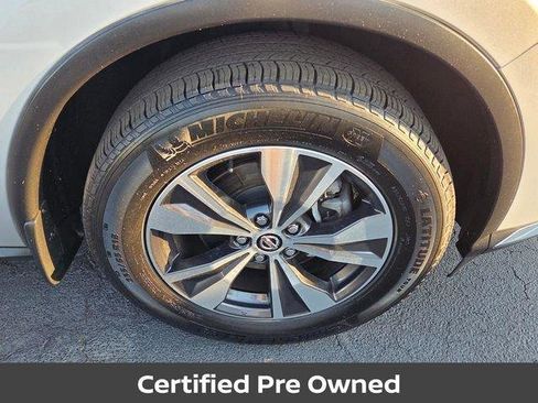 Used 2019 Nissan Murano SV FWD image 16