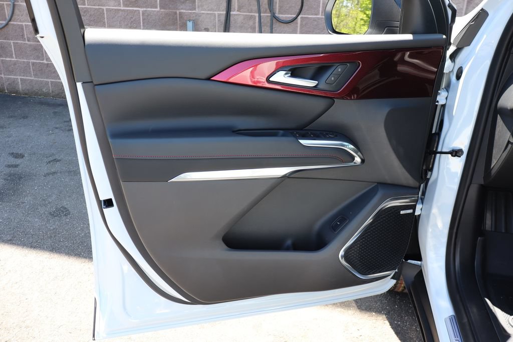 New 2026 Chevrolet Traverse Z71 w/ Enhanced Driving Package AWD/4WD image 10