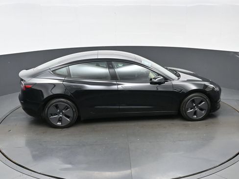 Used 2023 Tesla Model 3 Standard Range RWD image 39