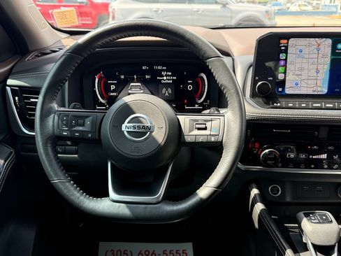 Used 2021 Nissan Rogue Platinum AWD/4WD image 18