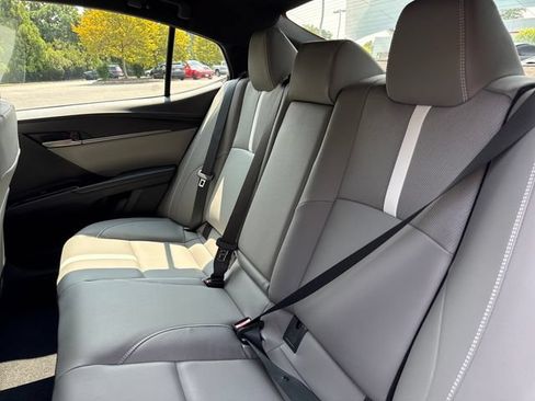 Used 2026 Toyota Camry SE w/ Convenience Package FWD image 21
