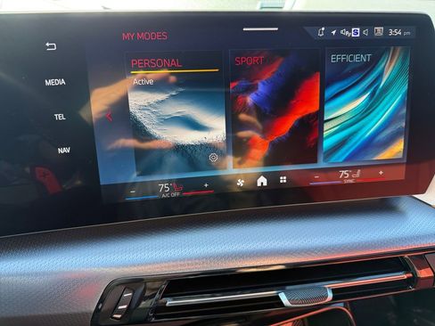 Certified 2025 BMW X2 M35i AWD/4WD image 26