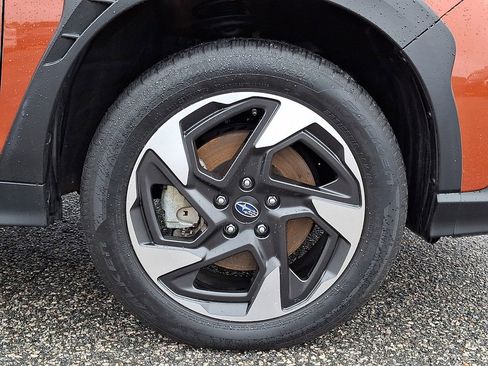 Used 2024 Subaru Crosstrek 2.5i Limited image 9