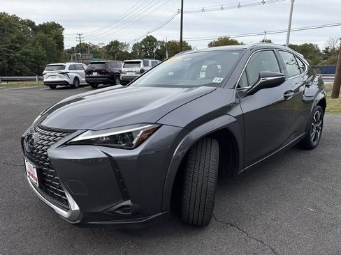 Used 2025 Lexus UX 300h AWD image 3