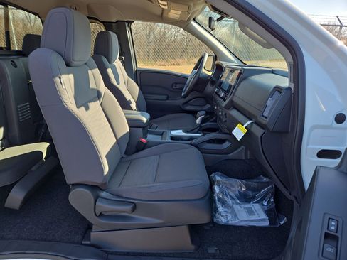 New 2026 Nissan Frontier S image 15