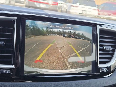 New 2026 Chrysler Voyager LX image 24