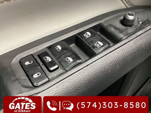 Used 2025 Jeep Compass Limited AWD/4WD image 22