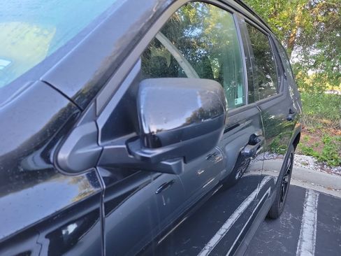 Used 2025 Honda Pilot Black Edition image 5