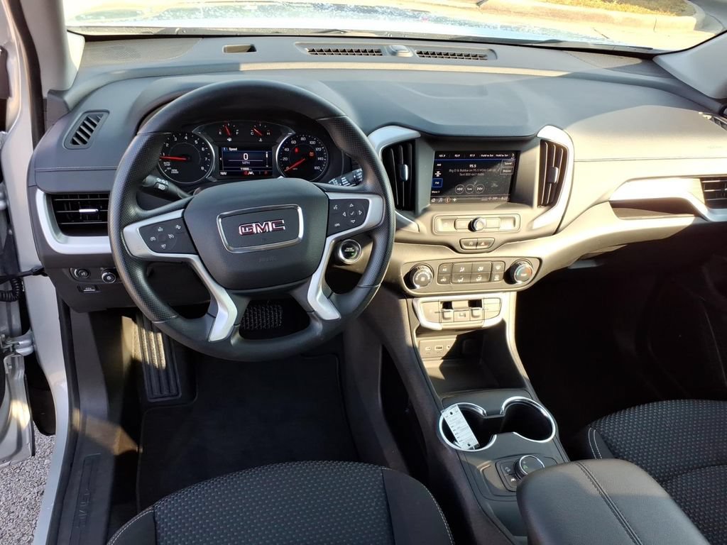 Used 2022 GMC Terrain SLE FWD image 6