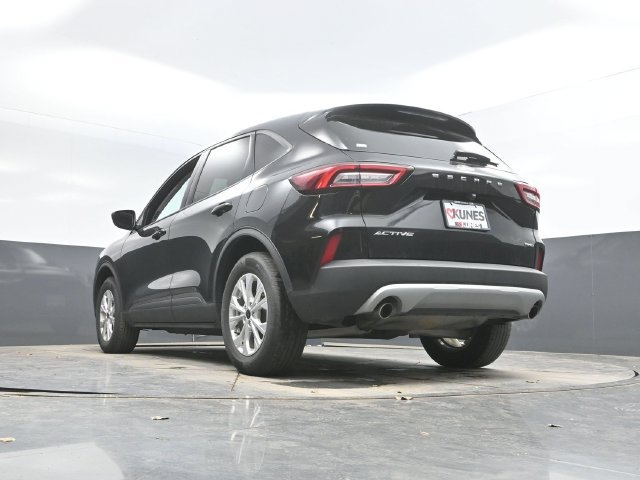 Used 2025 Ford Escape Active AWD/4WD image 49