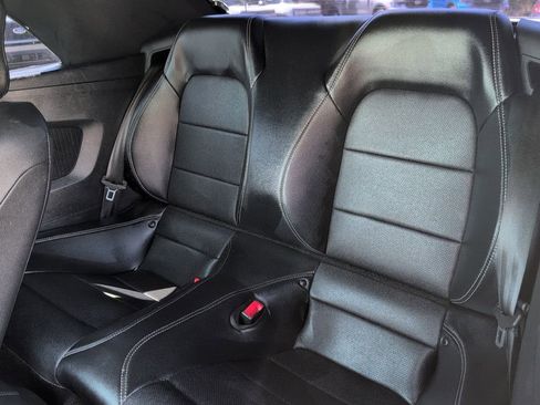 Used 2019 Ford Mustang GT Premium image 11