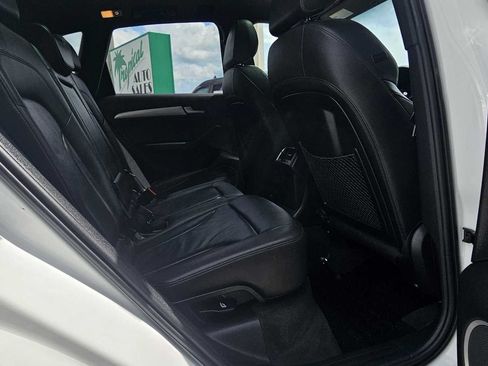Used 2017 Audi Q5 2.0T Premium Plus w/ Technology Package AWD/4WD image 23
