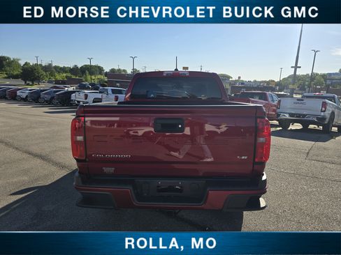 Certified 2022 Chevrolet Colorado W/T w/ Custom Special Edition AWD/4WD image 4
