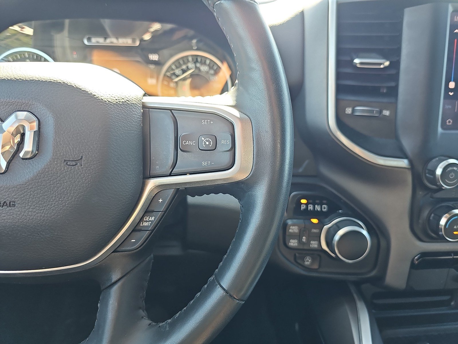 Used 2022 RAM 1500 Big Horn AWD/4WD image 15