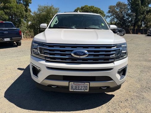 Used 2019 Ford Expedition Limited w/ Special Edition Package AWD/4WD image 8